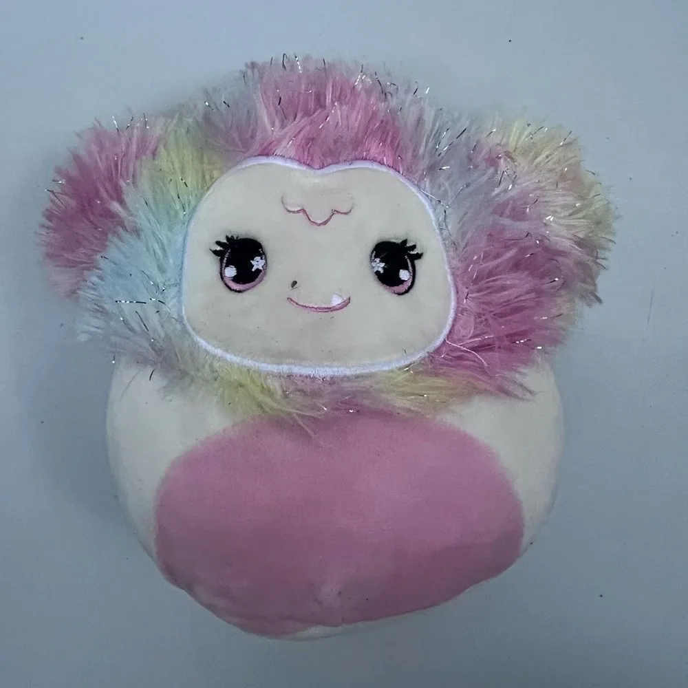 Squishmallow Mystery Zaylee Bigfoot Yeti 5” Plush Kellytoy